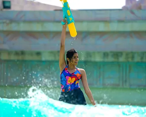 Wacky Wavess