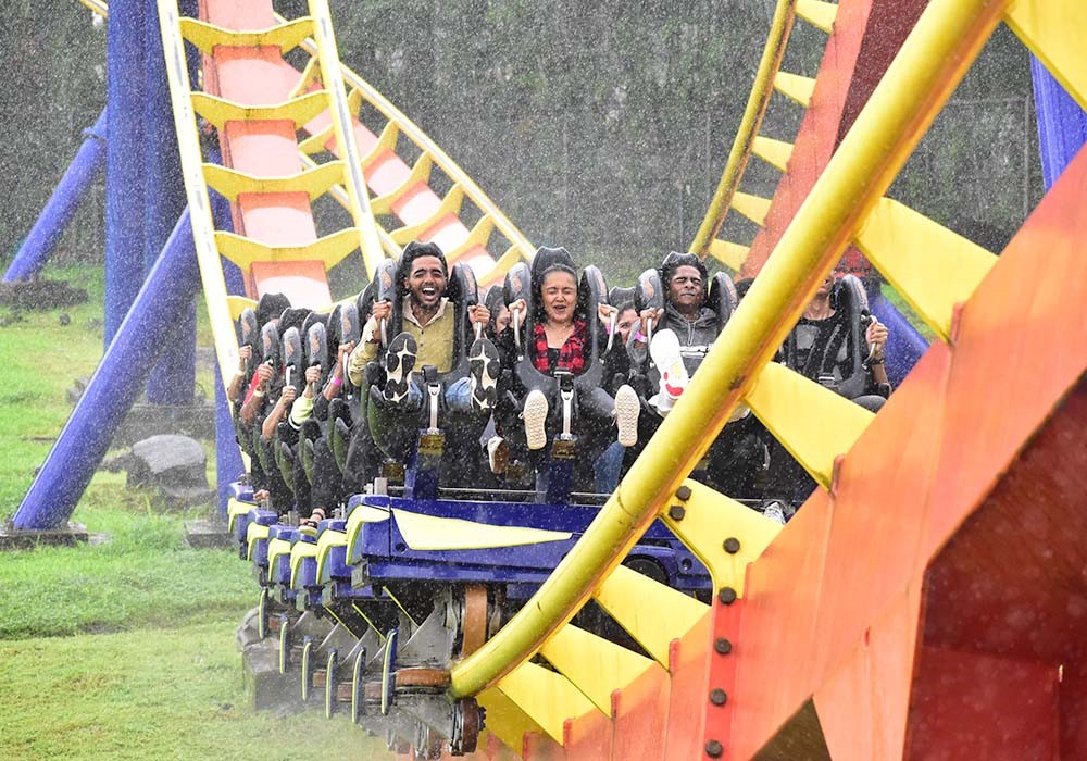 Monsoon is no bummer for rides at Imagicaa