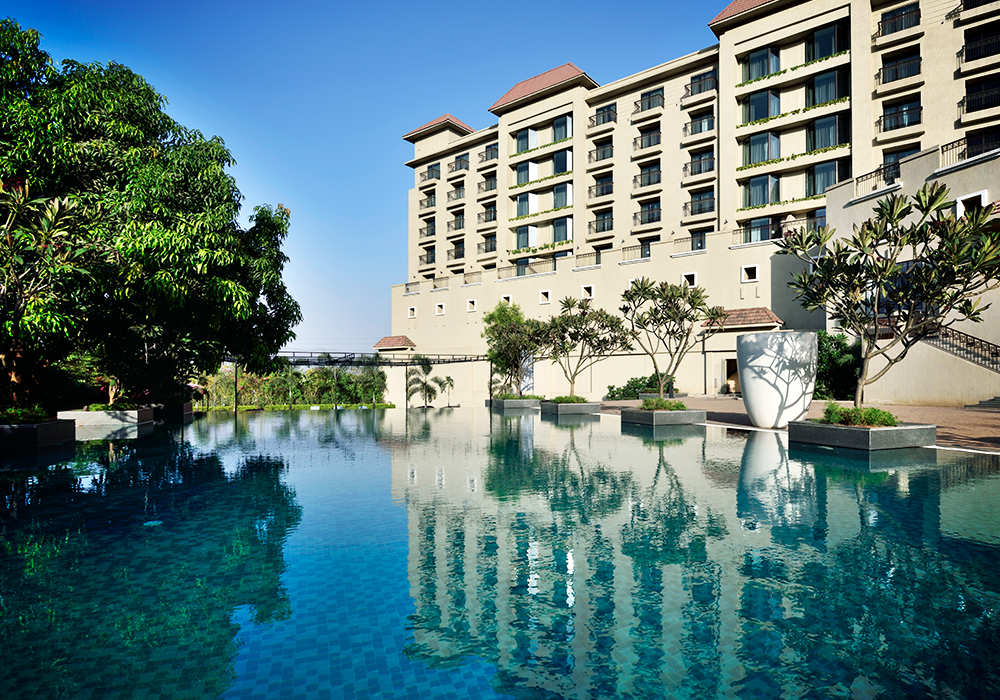 9_anniversary-celebration-in-resort