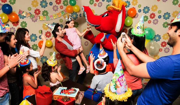 Best Birthday Party Celebration Venue near Mumbai and Pune – Imagicaa Theme Park