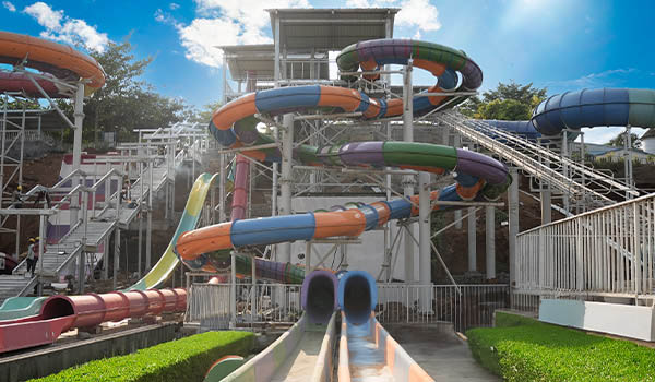 Dive into Excitement with the 6 new Water Park Slides Attractions of the Year