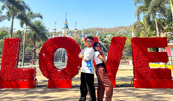 10 Romantic Photo Opportunities at Imagicaa