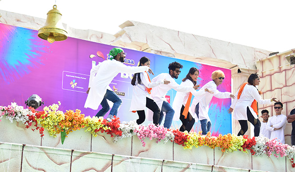 Imagicaa-Holi-celebration-resort-in-Mumbai