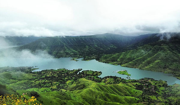 places to go near pune in summer