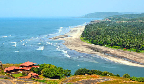 places to go near pune in summer