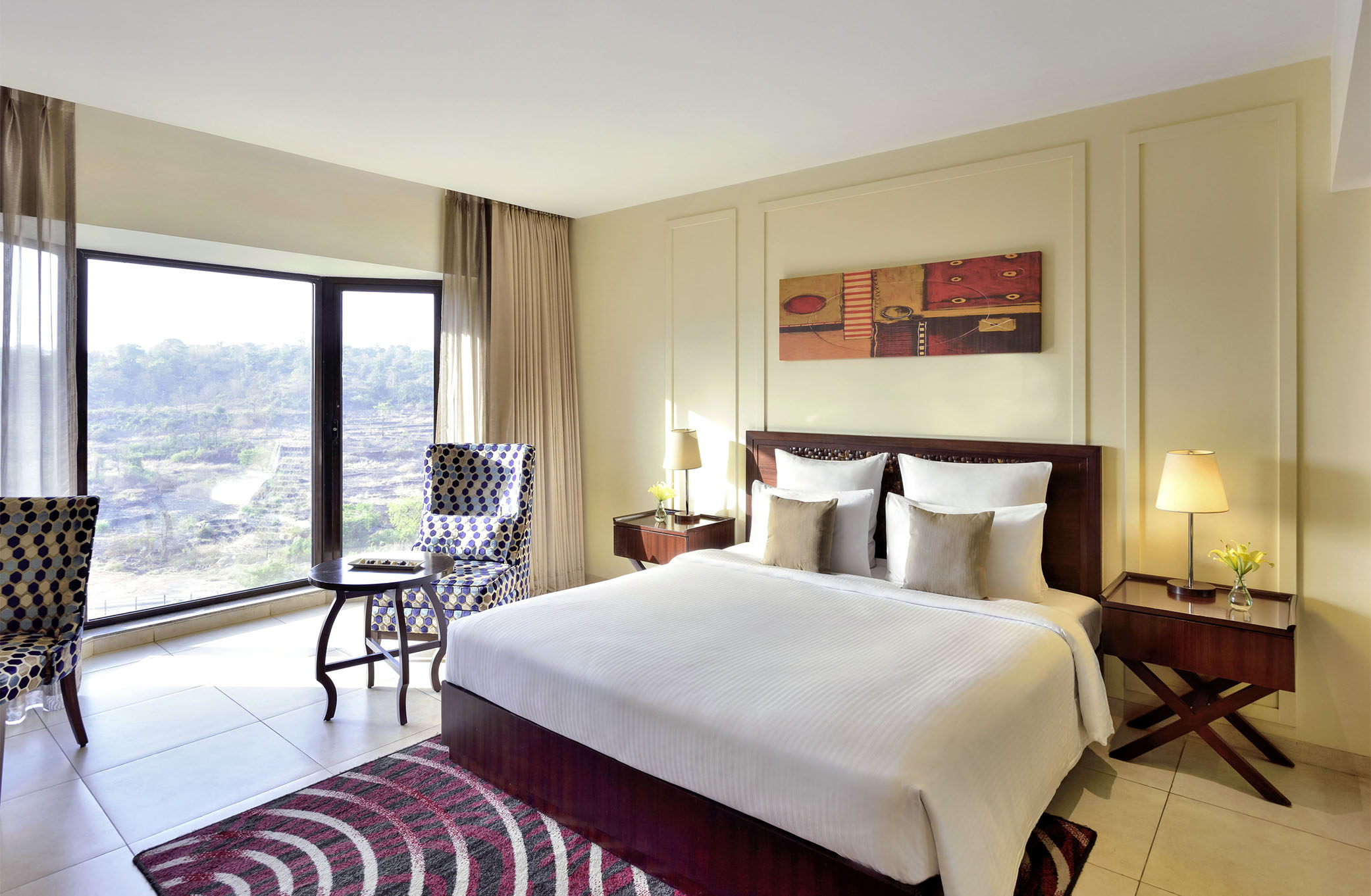Superior Room King Bed
