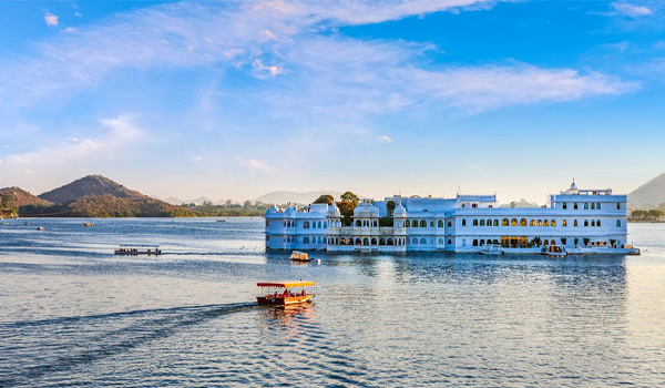 best places to visit in august in india