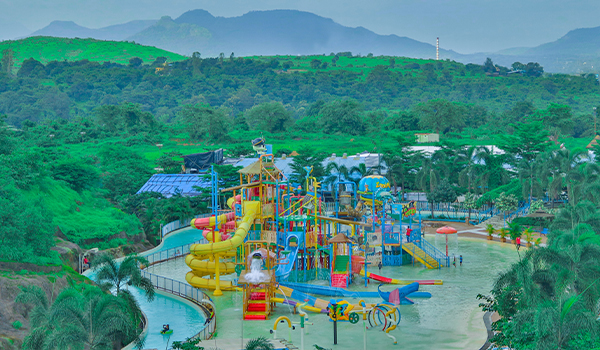 8 Best Places to Visit in July in India: Imagicaa for the Win